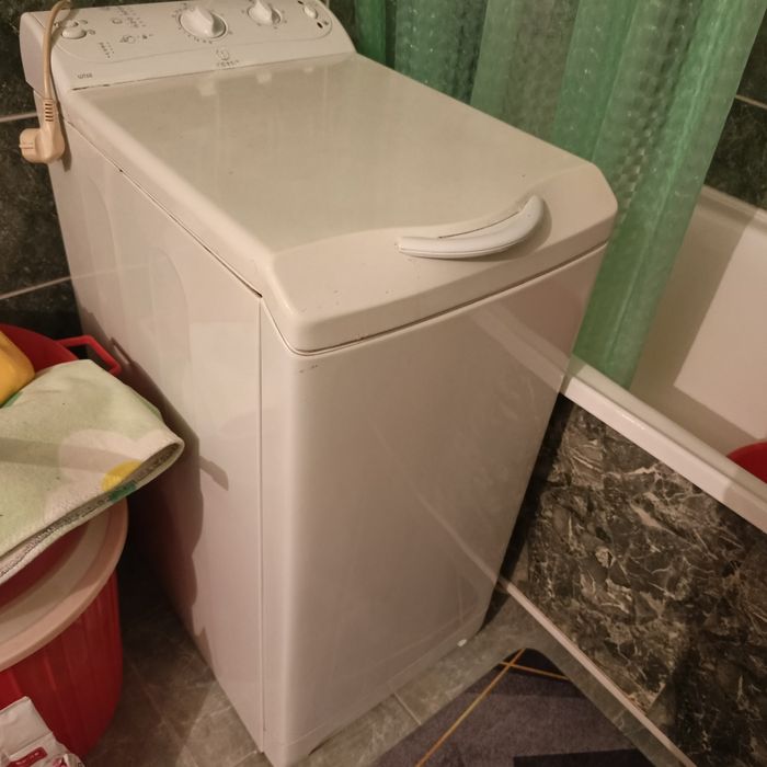 Продам стиральную машинку