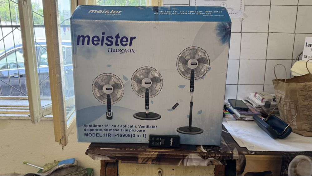 Vand ventilator pe picior cu telecomanda