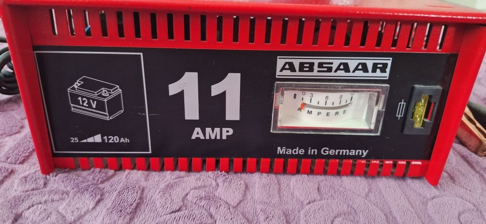 Зарядно за акумулатор -ABSAAR 11A.Немско