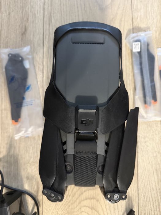Dji Mavic 3 Fly More Combo