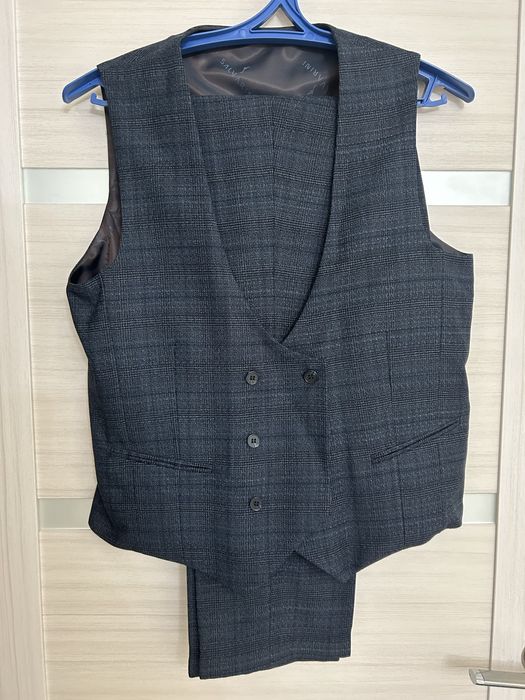 Продам мужской костюм