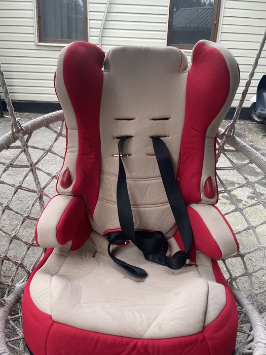 Автокресло, бустер