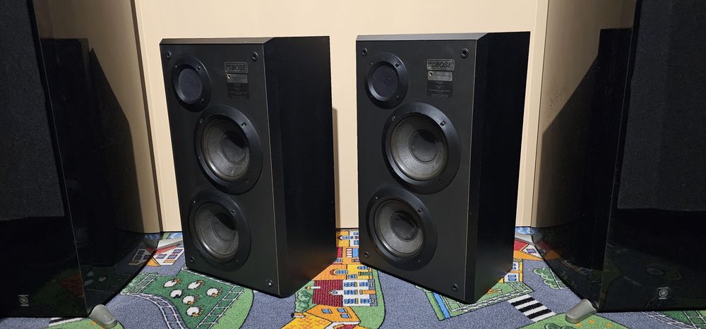 Studiocraft 400 ST by Bose sau Bose ML 4 boxe audio pe 3 cai