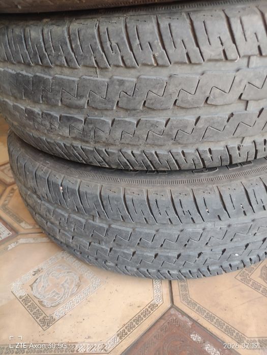 Автошина б/у  roadares 215/75 m+s  r16.