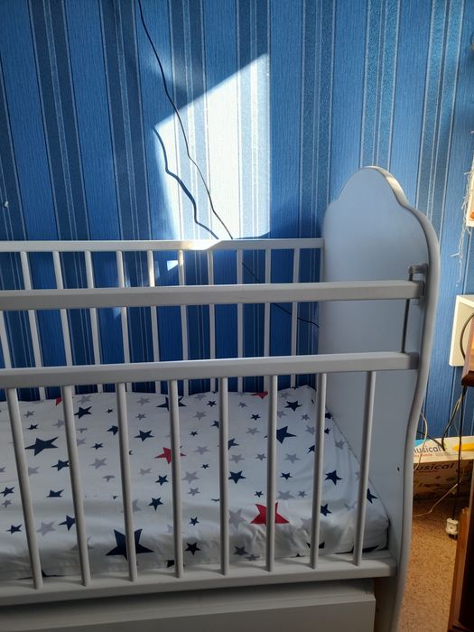 Кроватка детская в отличном состоянии