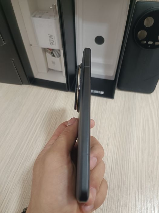 Xiaomi 14 ultra 12-12/256