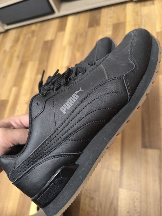 Кроссовки осенние Puma не ношенные