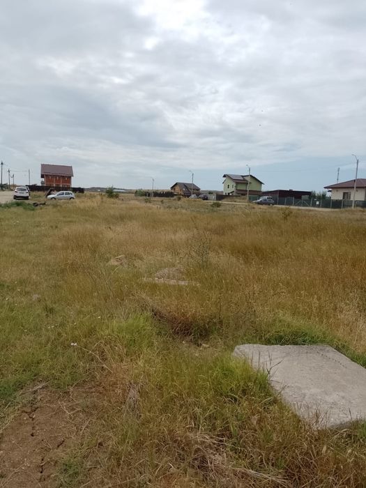Teren intravilan de vânzare zona Prelungirea Craiovei