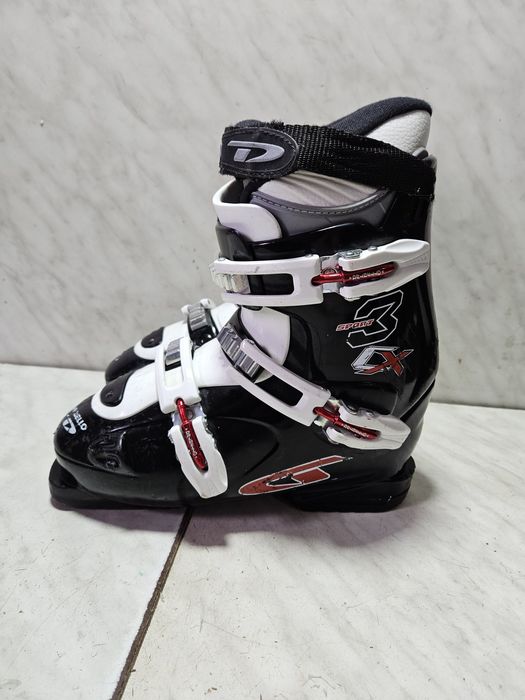 Clapari ski schi Dalbello mondo 24 corespunde mărimii 37