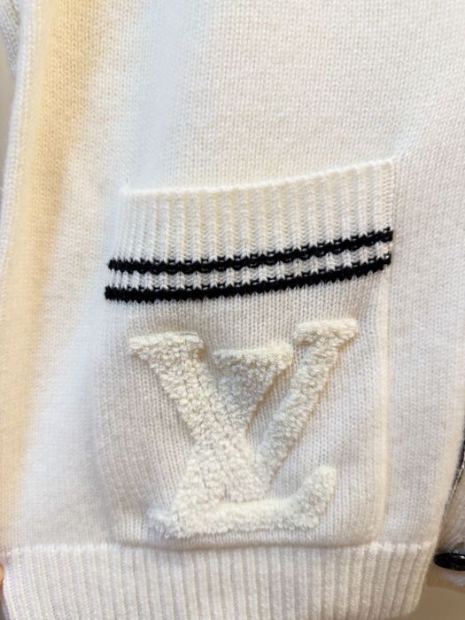 Дамска жилетка LV S,M