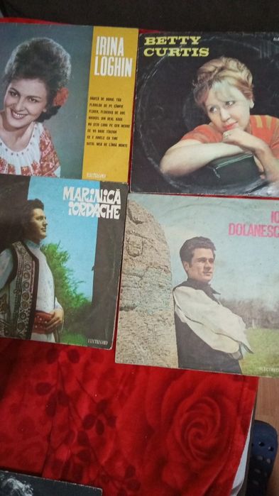 Discuri vechi de muzica veche de vinil