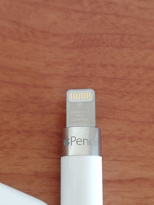 2 броя Apple Pencil 1gen