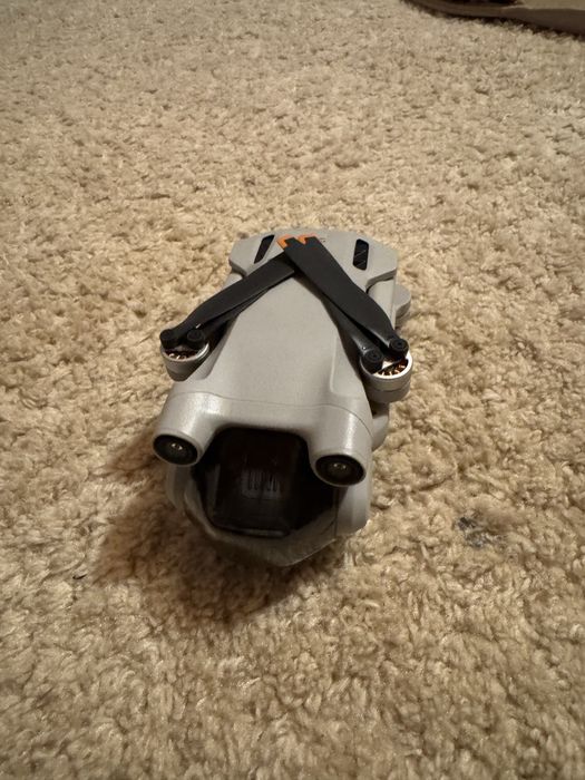 Drona DJI mini 3 pro impecabila