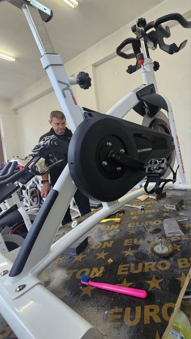 Продавам 3 бр проф. спининг колела [Spinning bike] Schwinn