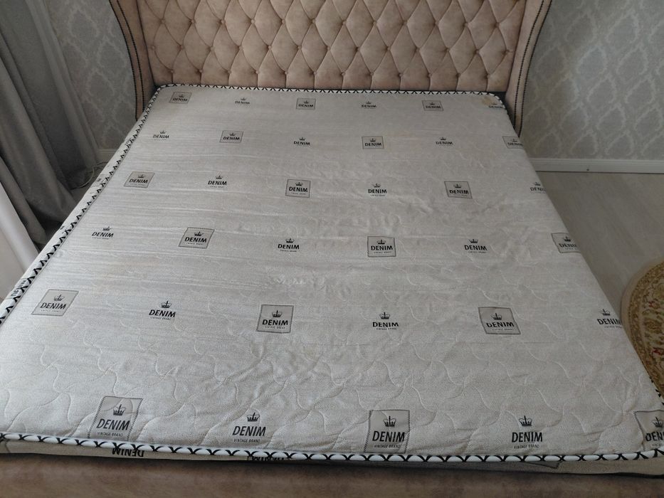 Отдам даром матрас 180*200 б/у