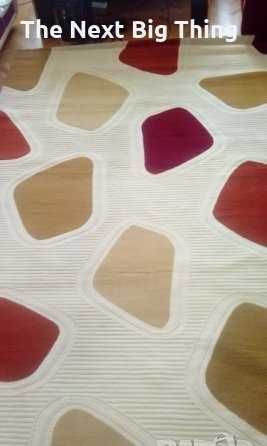 Килим с каменни мотиви