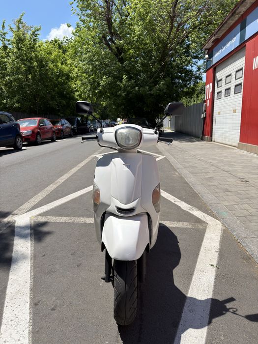 Scuter Kymco Like  50 Benzina Fara Permis