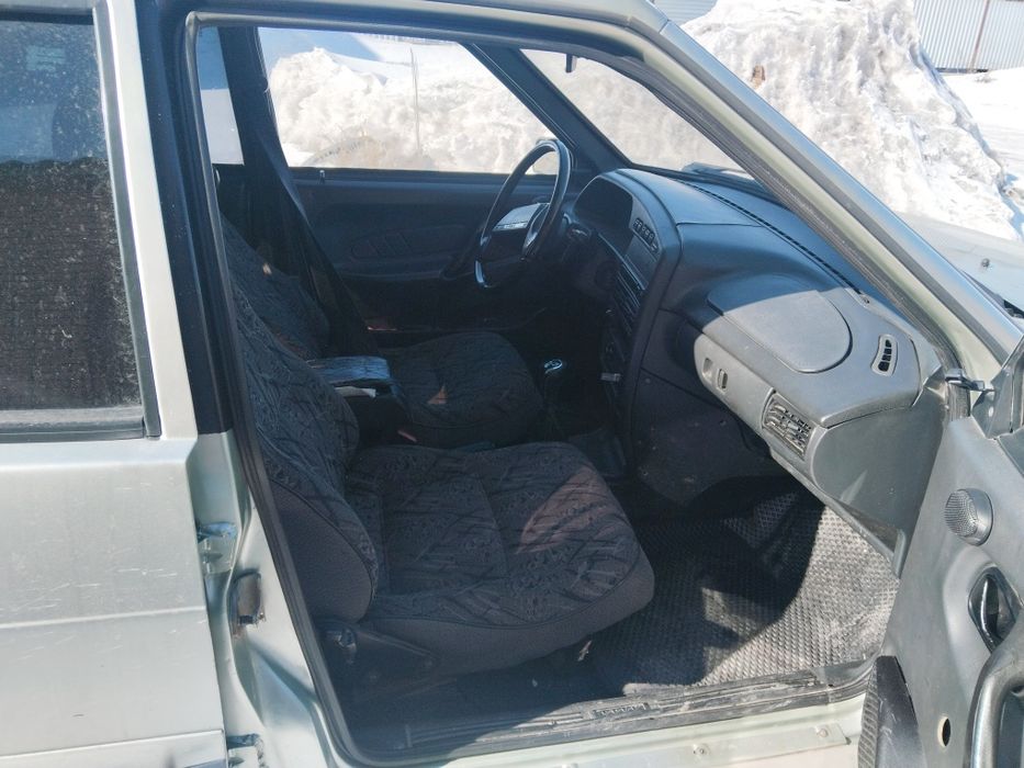 Продаю ВАЗ 2115 год 2003