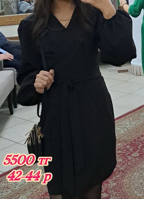 Продам женские платье