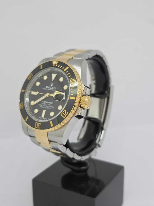 Rolex Submariner Date 116613LN — Steel & 18k Yellow Gold