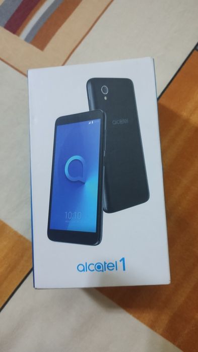 Чисто нов телефон"Алкател"