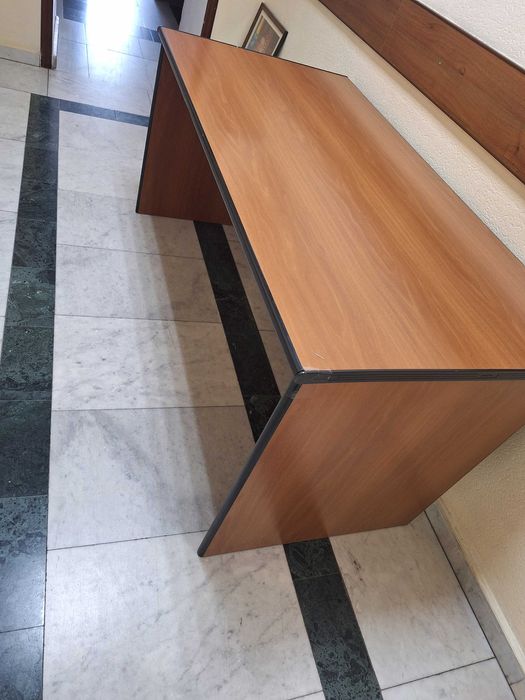 Рабочие столы. Парты