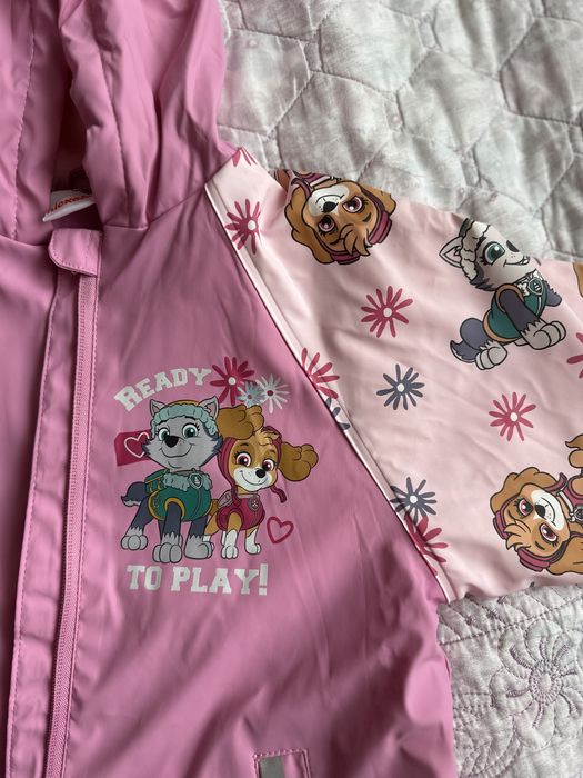 Курточка на девочку