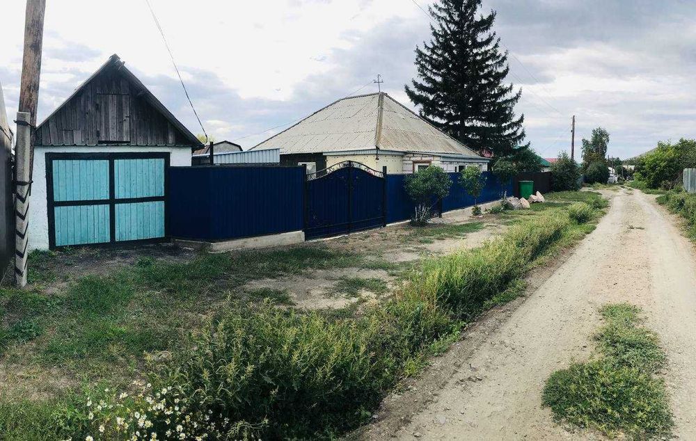 Продам шпальный дом в карьере