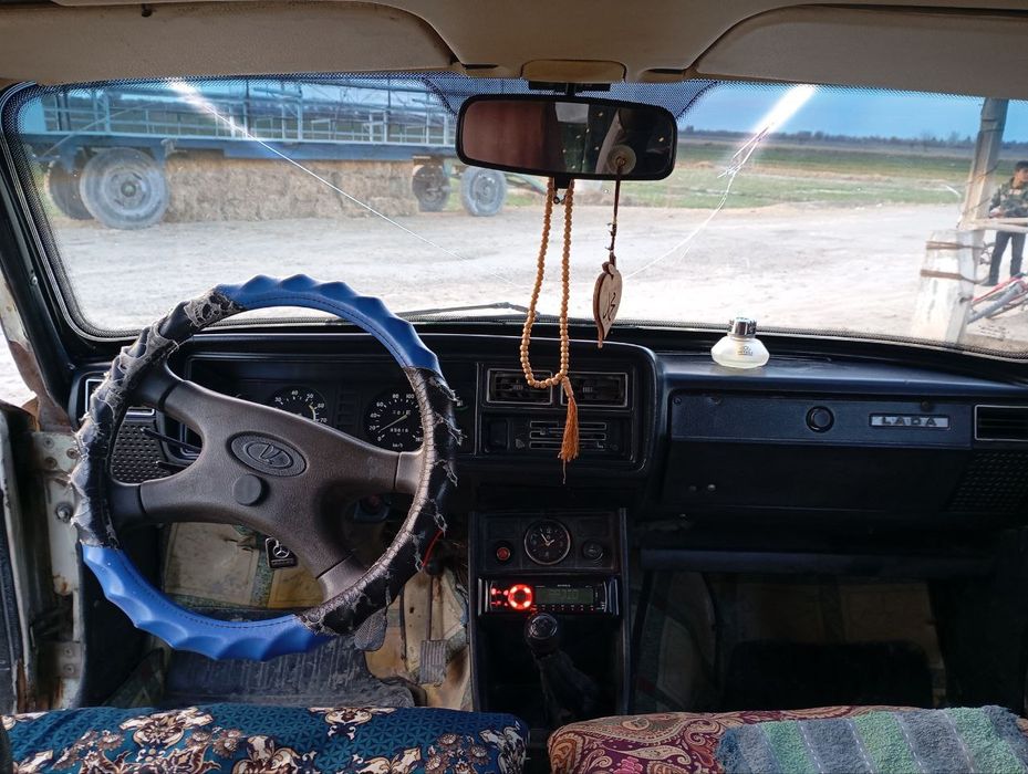 Jiguli avtomashinasi sotiladi