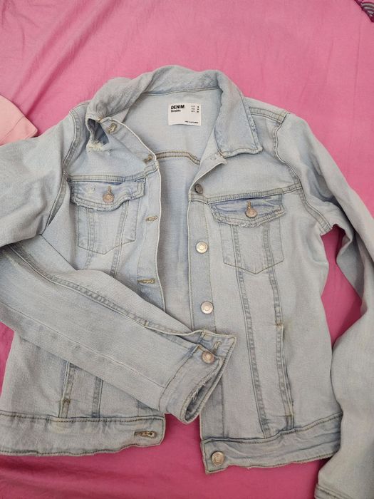 джинсовая курточка Bershka