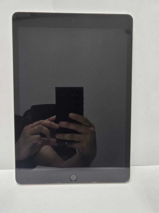 Apple Ipad 9 поколение Wi-Fi 64гб {{Алматы}} 732626