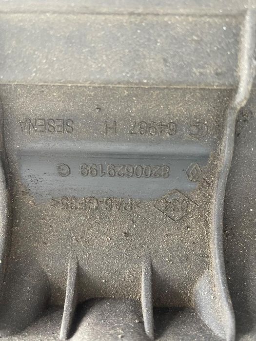 Capac Culbutori Dacia Lodgy 2012 - > 1.5Dci 8200629199G