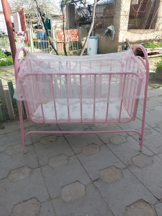 Кроватка-люлька.
