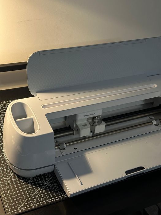 Cutter Plotter CRICUT Maker 3
