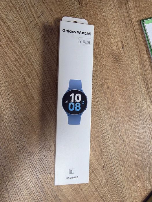 Часовник Samsung Galaxy 5