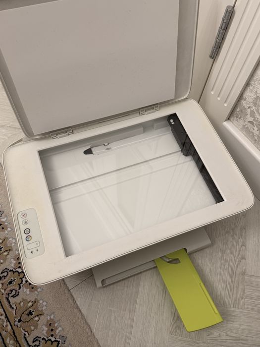 Принтер HP DeskJet 2130