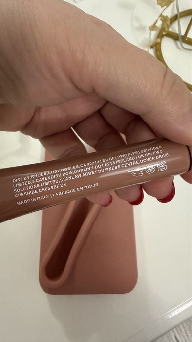 Husa Rhode include gloss