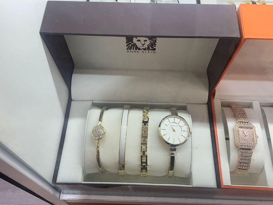 Подарка для женщины