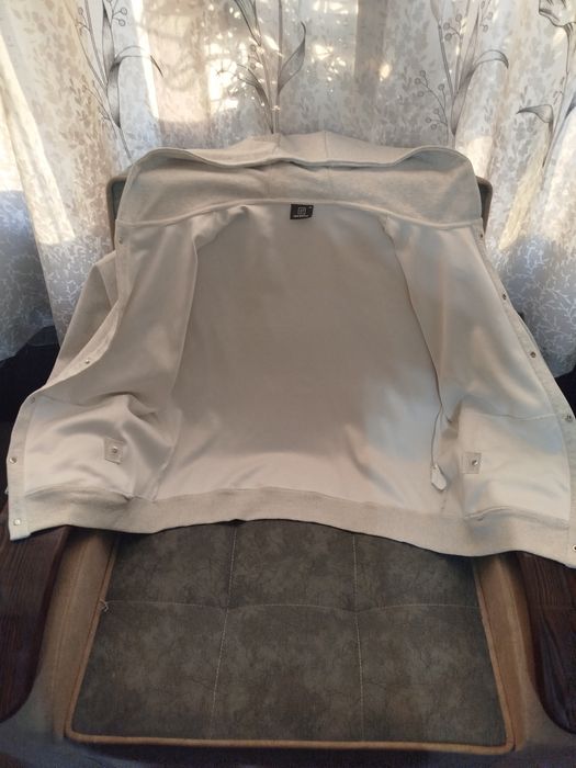 Кофта с капюшоном