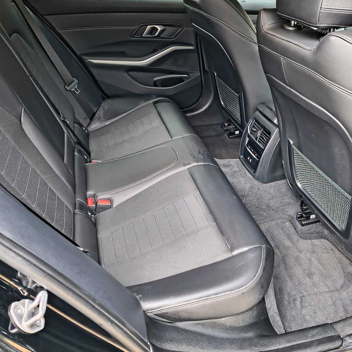 Vând BMW seria 3  X Drive 320  break automat an 2022