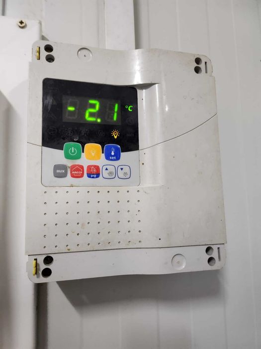 Професионална хладилна плюсова камера