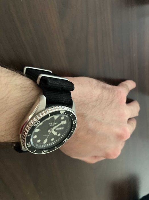 Ceas Seiko 5 Automatic - Macy's Limited Edition - 4R36 - Negru