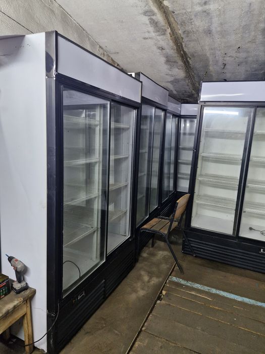 Витринные холодильники
