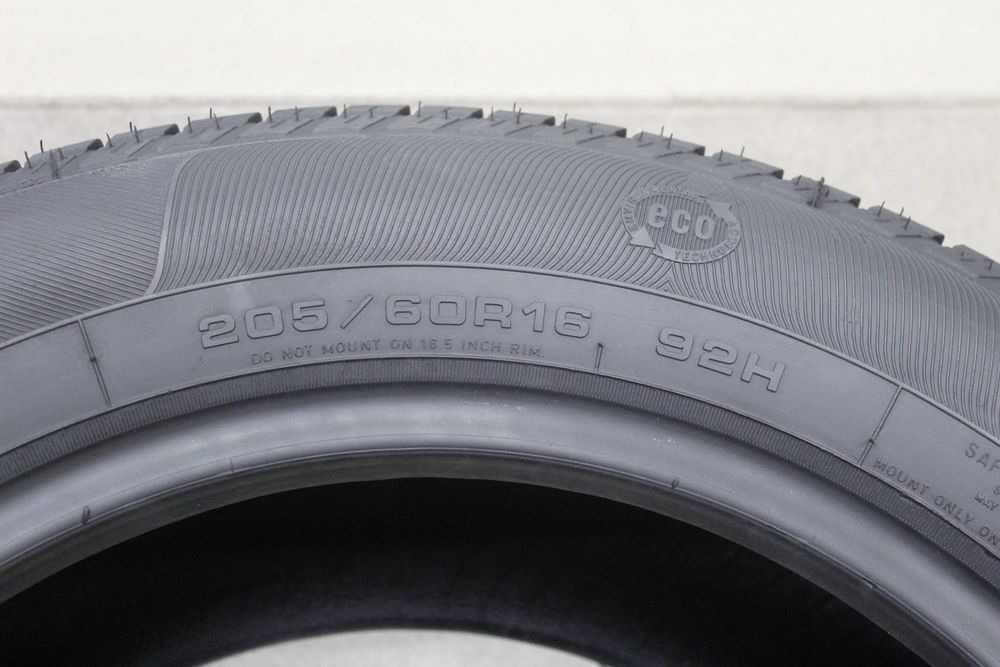 205/60-16 Goodyear Eagle NCT5
