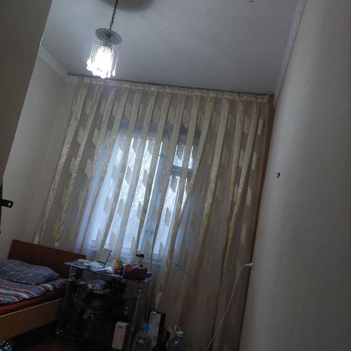 4 xonali dom sotiladi