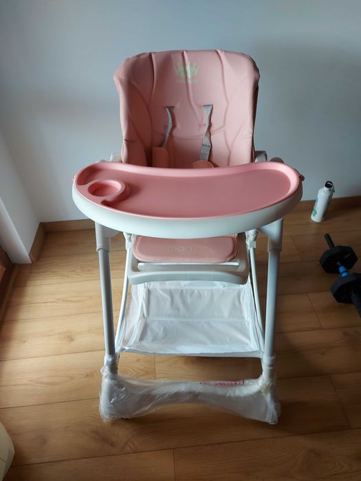 Столче за хранене - Мони