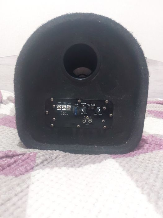 Продам сабвуфер 15000