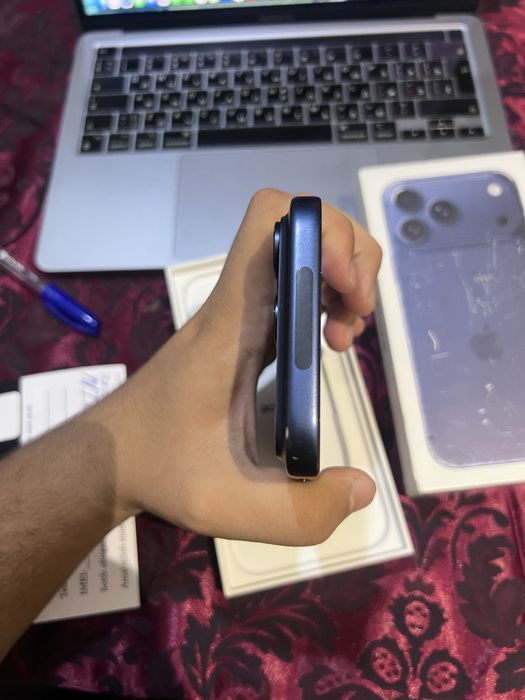 Iphone 17 pro max E-sim E-sim Deep Blue