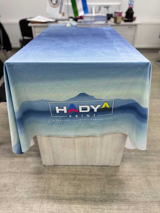 Logo tushirilgan maxsus dasturxonlar