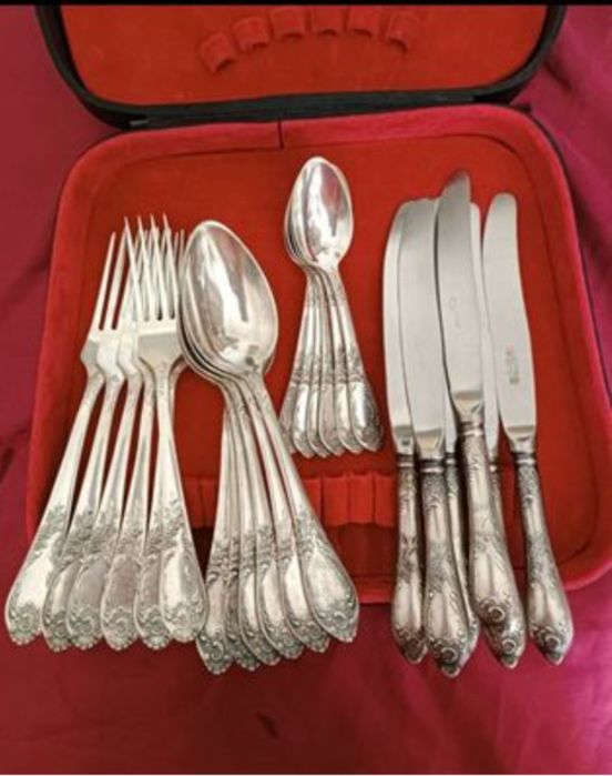 Мельхиор. Рисунок пламя и классика наборами.